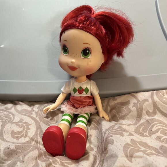 Strawberry Shortcake Scented 11" Doll Sweet Surprise 2008 Red Hair Hasbro Smells - Picture 1 of 16